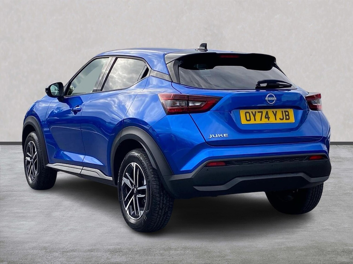 Used Nissan Juke 2024 for sale - 76187135: Photo 2