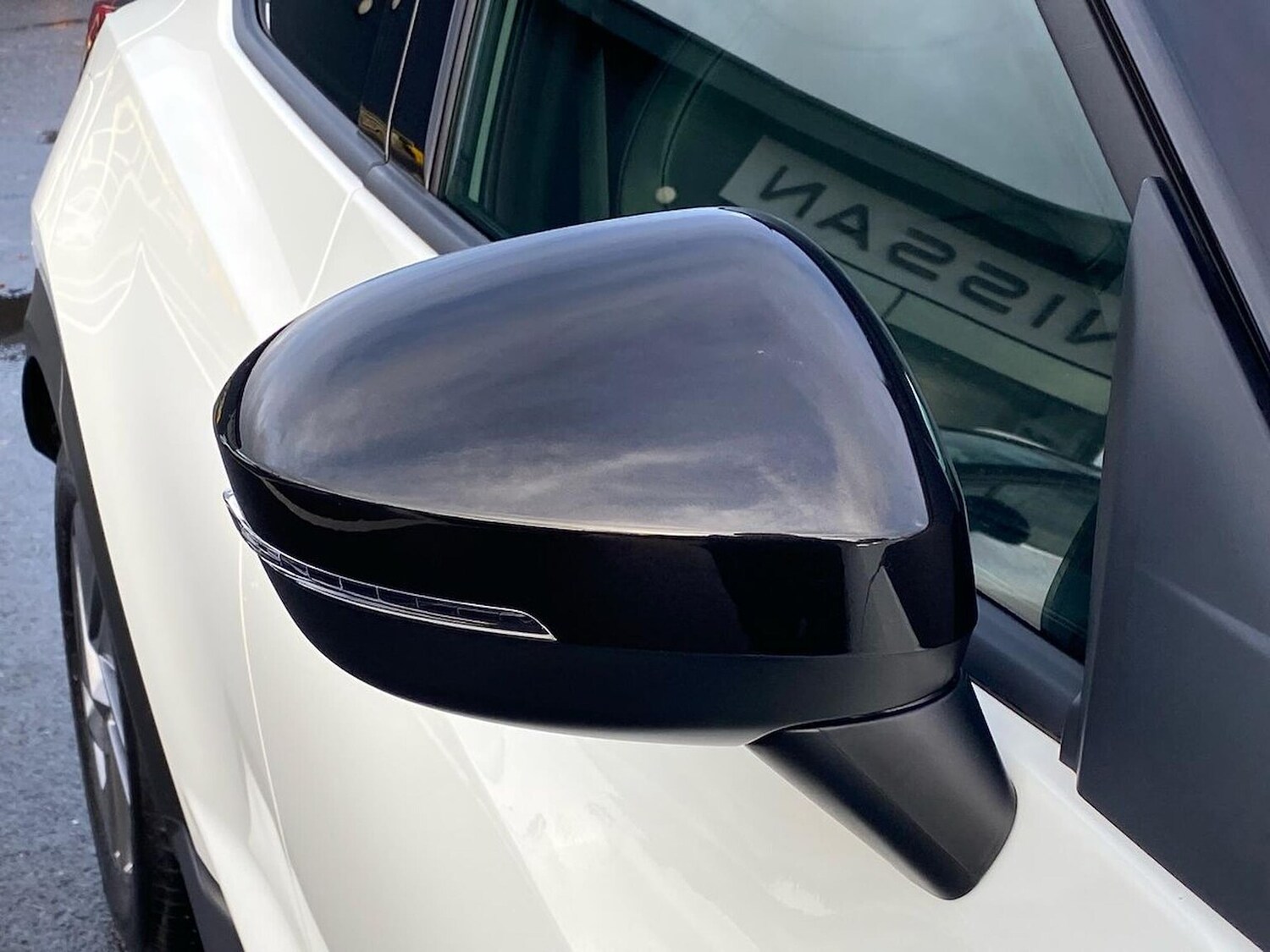 Used Nissan Juke 2023 for sale - 76464718: Photo 30