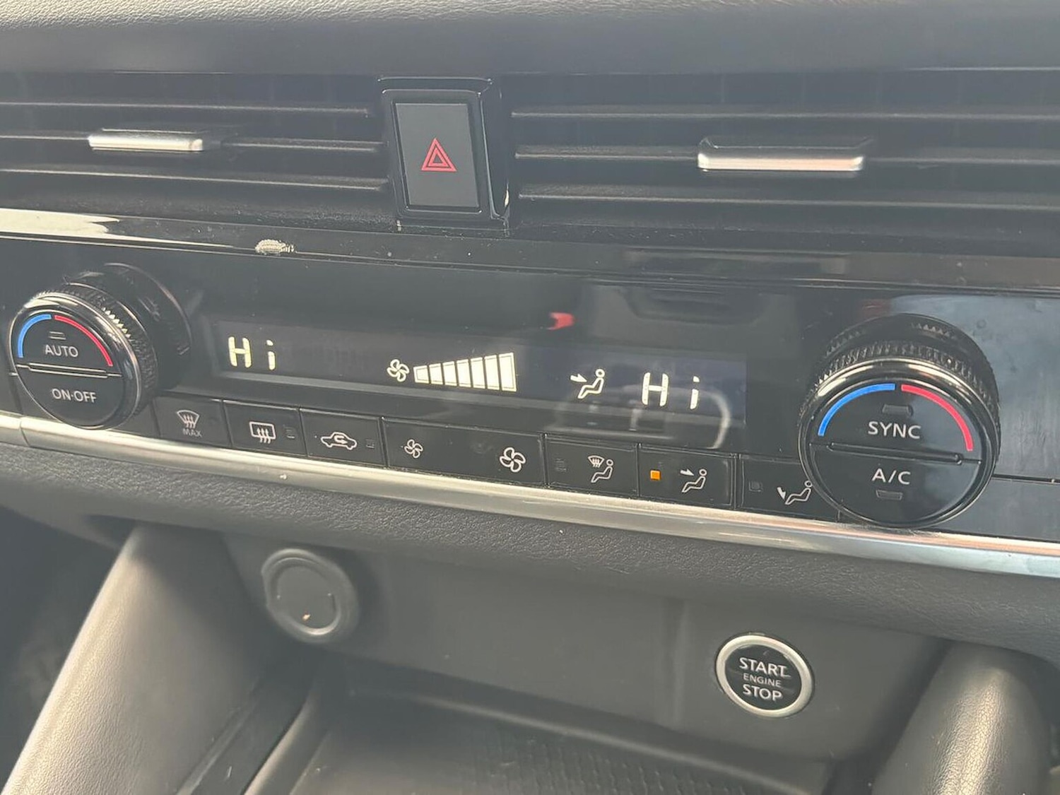 Used Nissan Qashqai 2022 for sale - 77902752: Photo 12