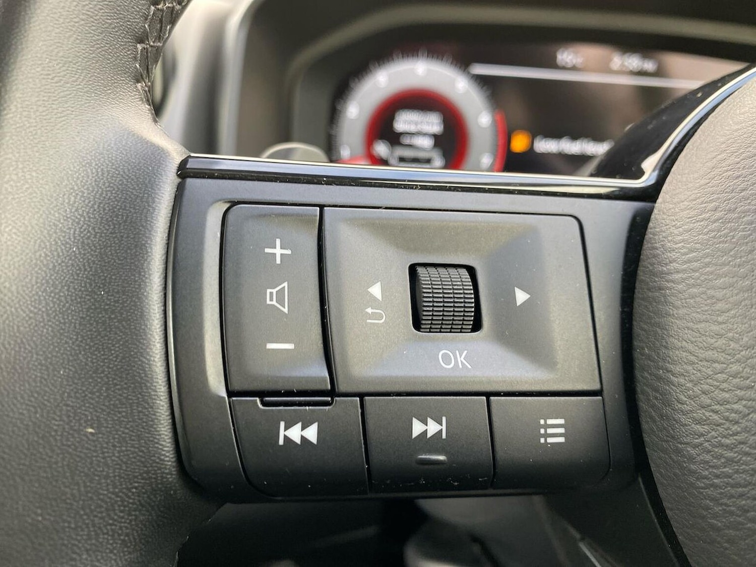 Used Nissan Qashqai 2024 for sale - 76490776: Photo 25