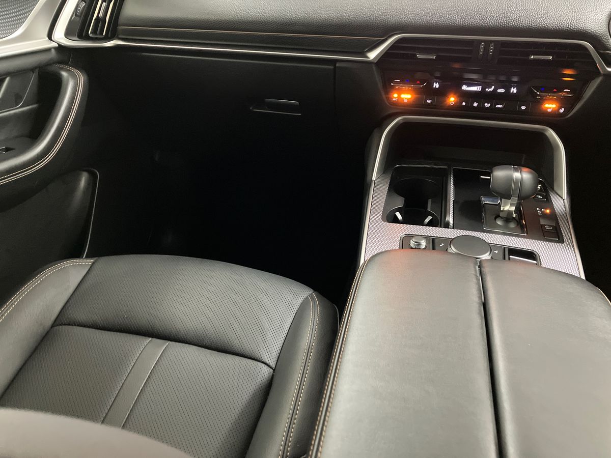 Used Mazda CX-60 2025 for sale - 77240480: Photo 17