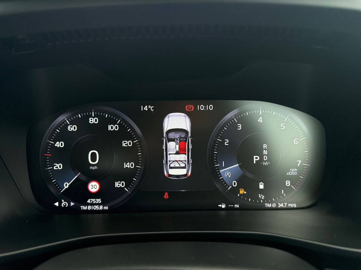 Used Volvo XC40 2022 for sale - 76669302: Photo 14