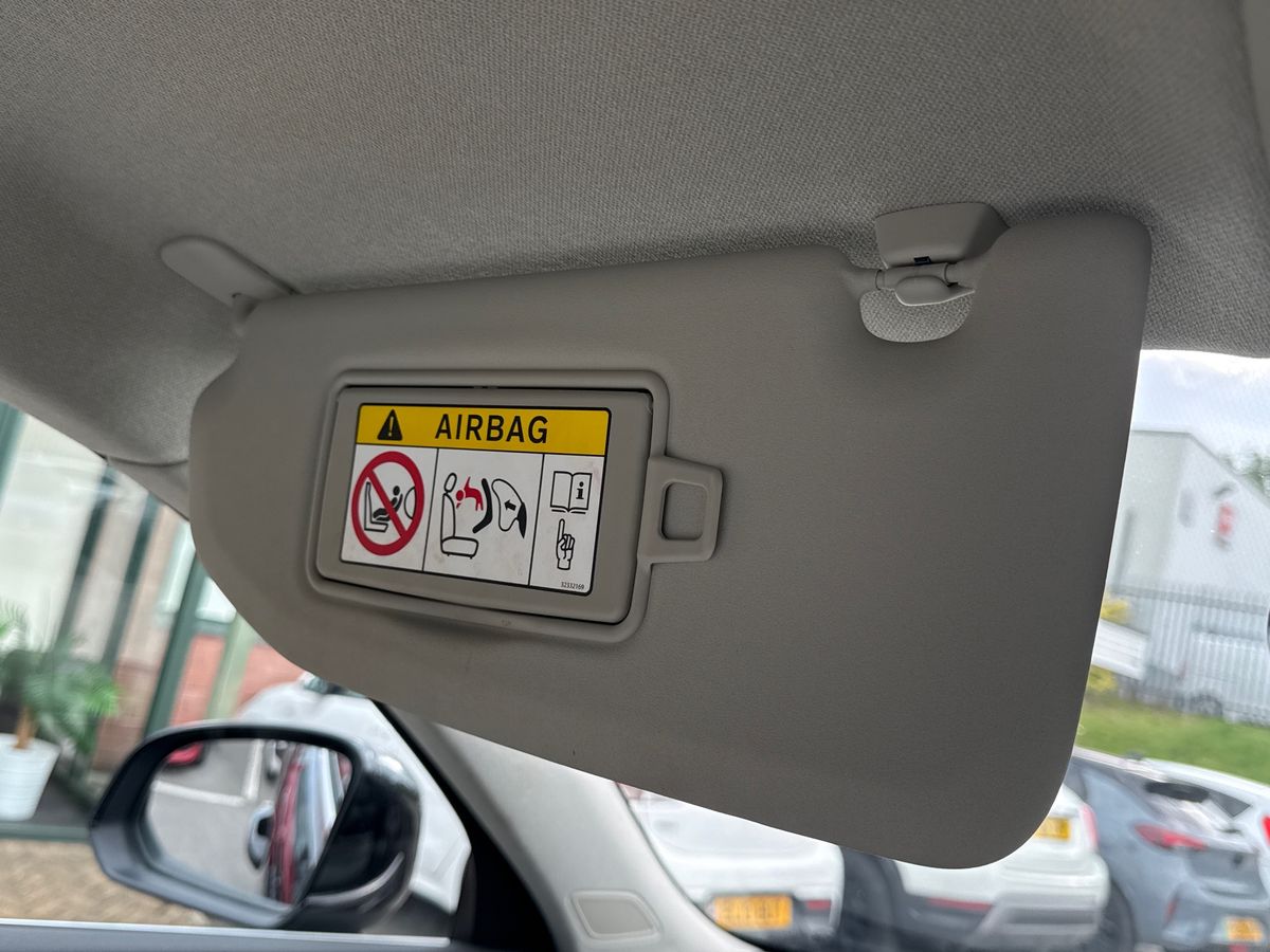 Used Volvo XC40 2022 for sale - 76669302: Photo 24