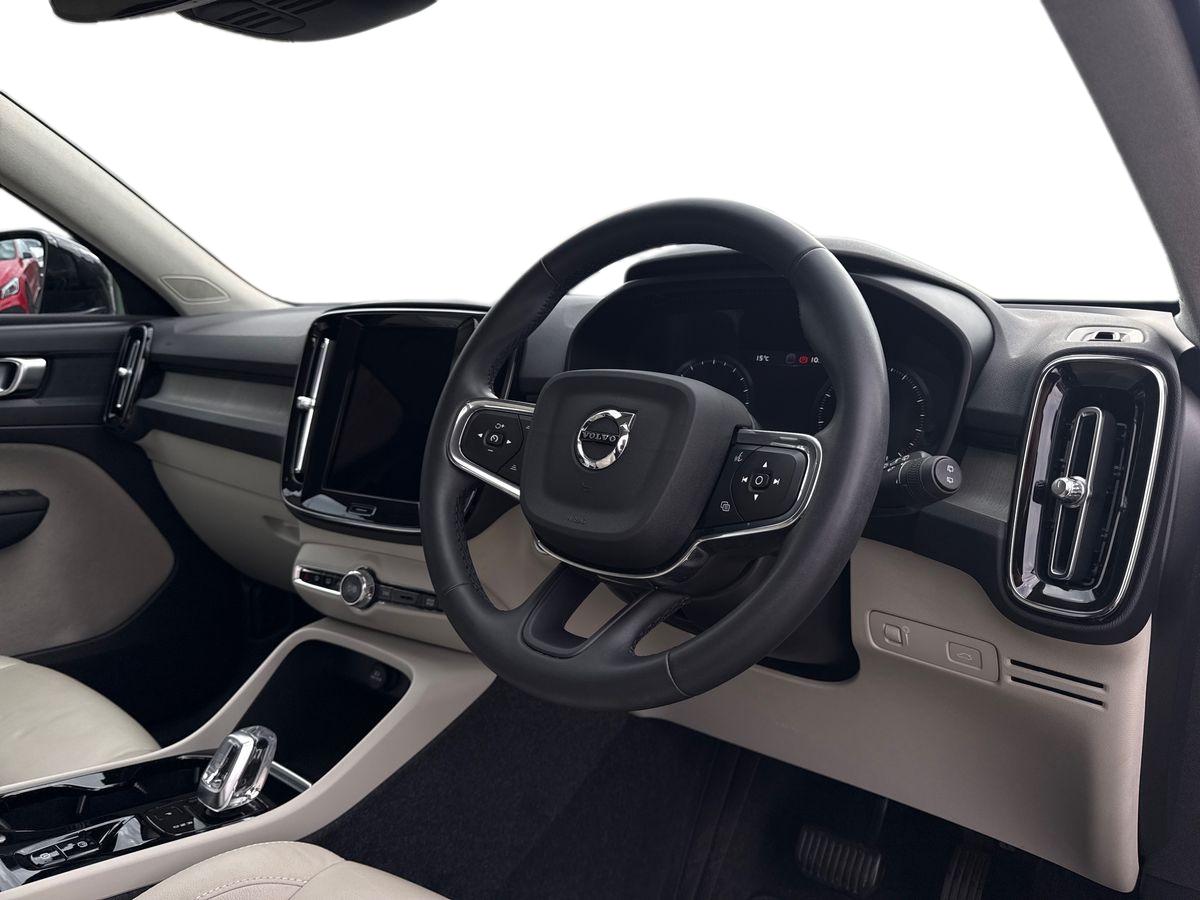 Used Volvo XC40 2022 for sale - 76669302: Photo 8