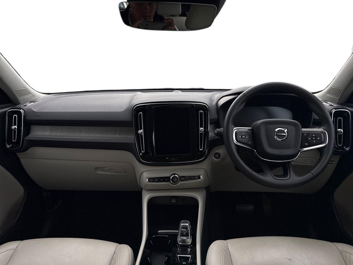 Used Volvo XC40 2022 for sale - 76669302: Photo 9