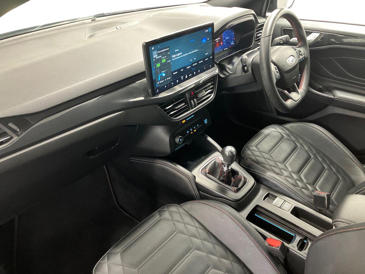 Used Ford Focus 2022 for sale - 75903984: Photo 7