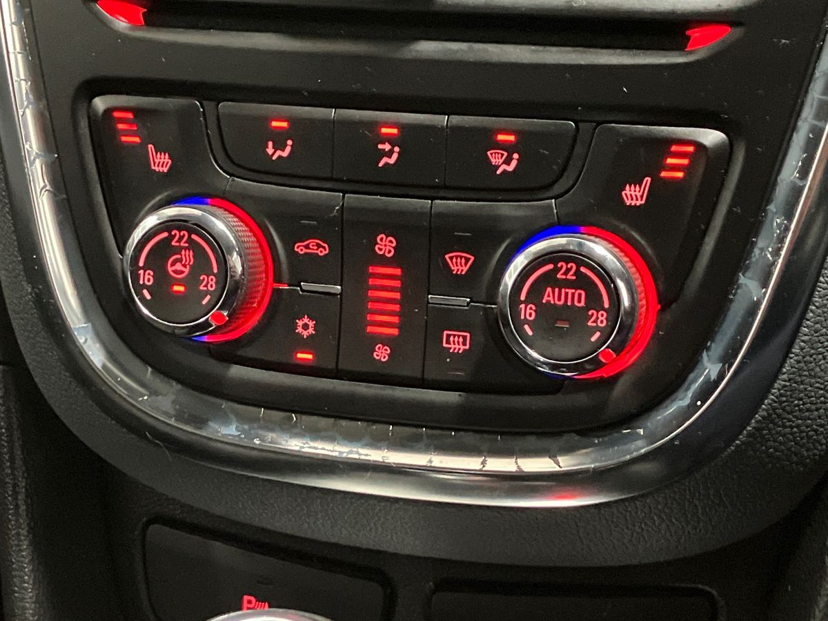 Used Vauxhall Mokka 2015 for sale - 76853644: Photo 12