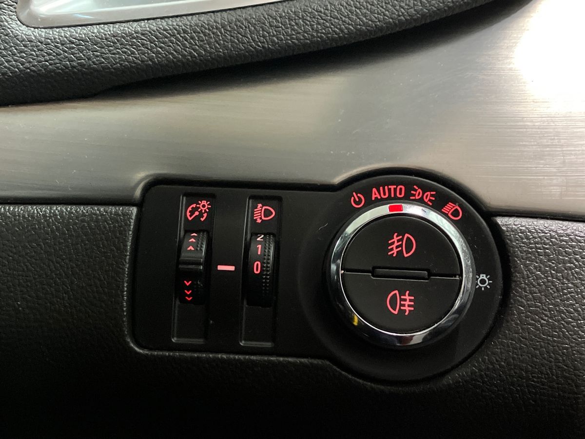 Used Vauxhall Mokka 2015 for sale - 76853644: Photo 31