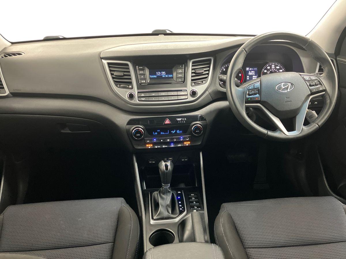 Used Hyundai TUCSON 2017 for sale - 76128541: Photo 10