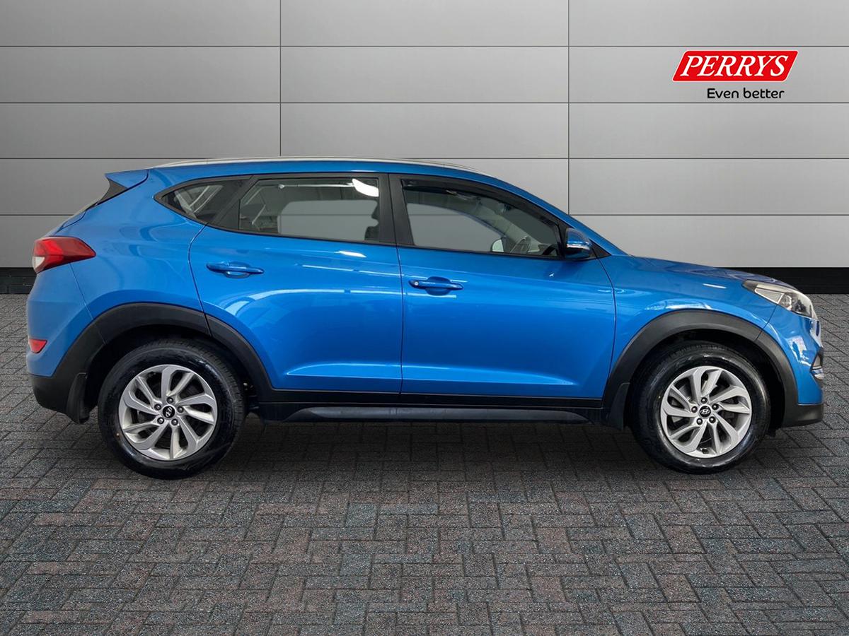 Used Hyundai TUCSON 2017 for sale - 76128541: Photo 3