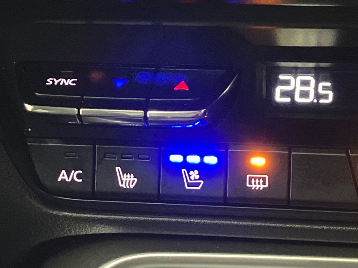 Used Mazda CX-60 2023 for sale - 76762627: Photo 27