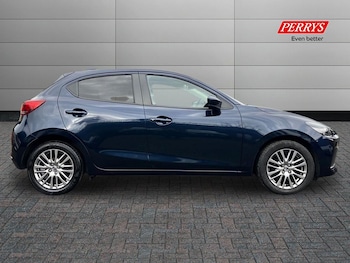 Used Mazda Mazda2 2023 for sale - 76142254: Photo