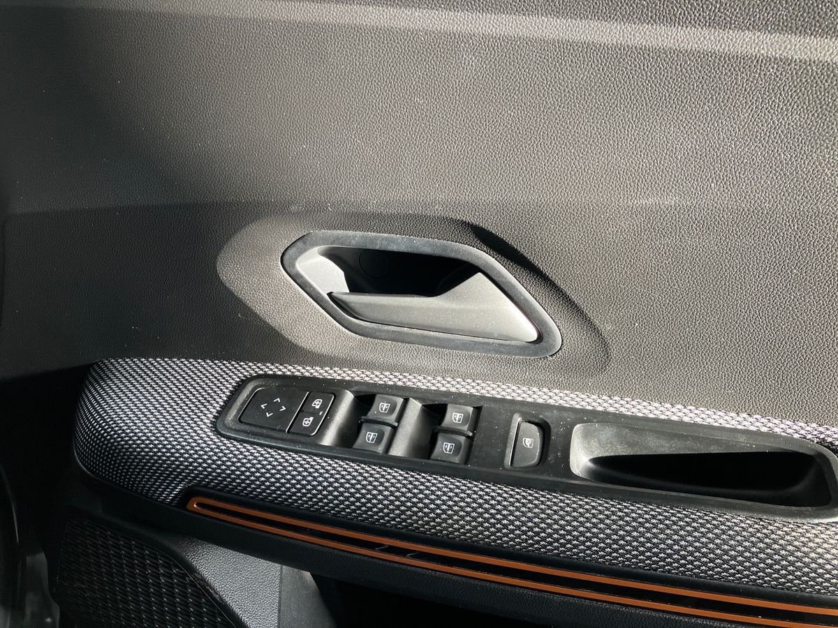 Used Dacia Sandero Stepway 2023 for sale - 76462317: Photo 39