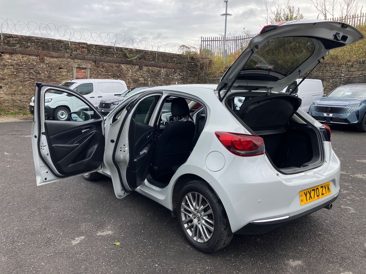 Used Mazda Mazda2 2021 for sale - 76090250: Photo 33