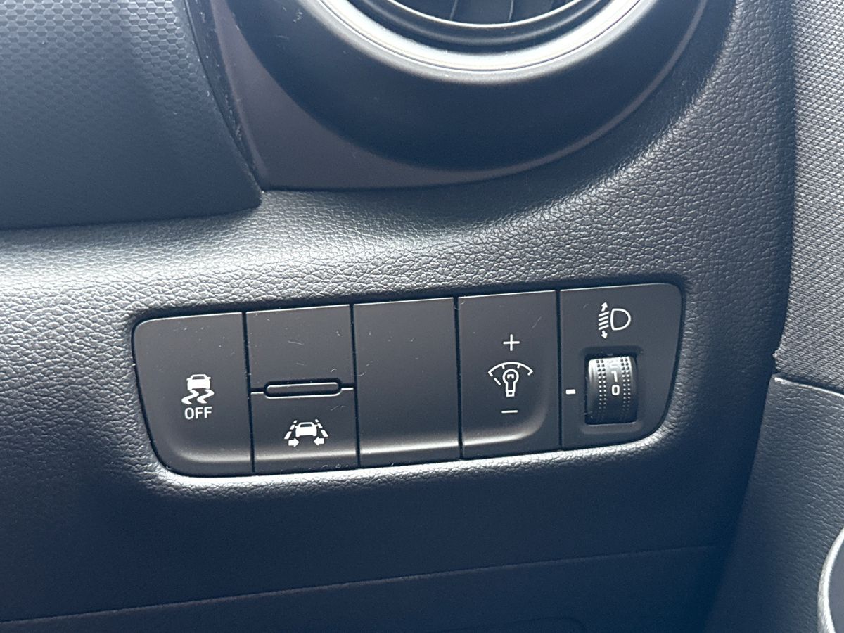 Used Hyundai KONA 2020 for sale - 76341171: Photo 35