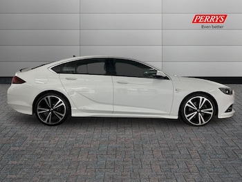 Used Vauxhall Insignia 2019 for sale - 76264140: Photo