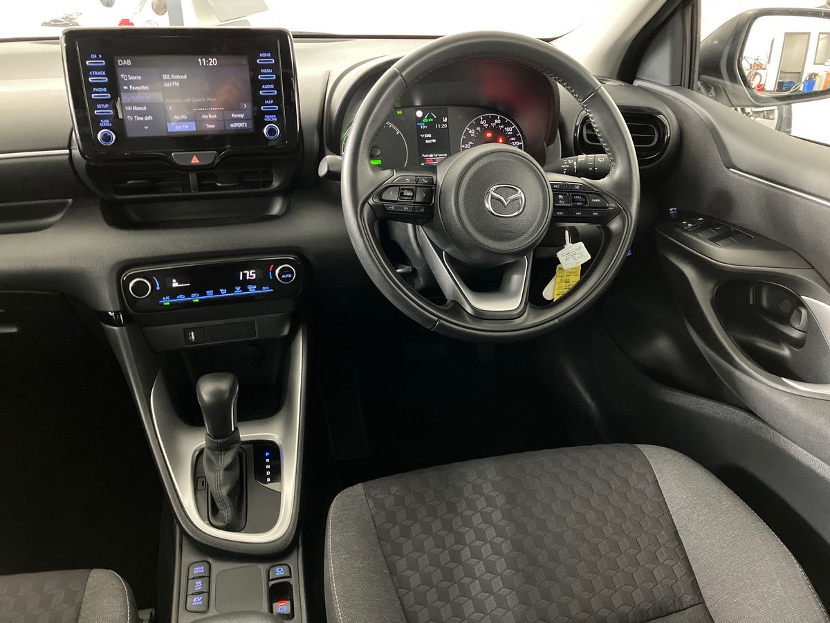 Used Mazda Mazda2 HYBRID 2023 for sale - 76351971: Photo 15