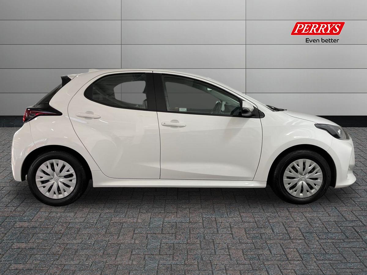 Used Mazda Mazda2 HYBRID 2023 for sale - 76351971: Photo 3