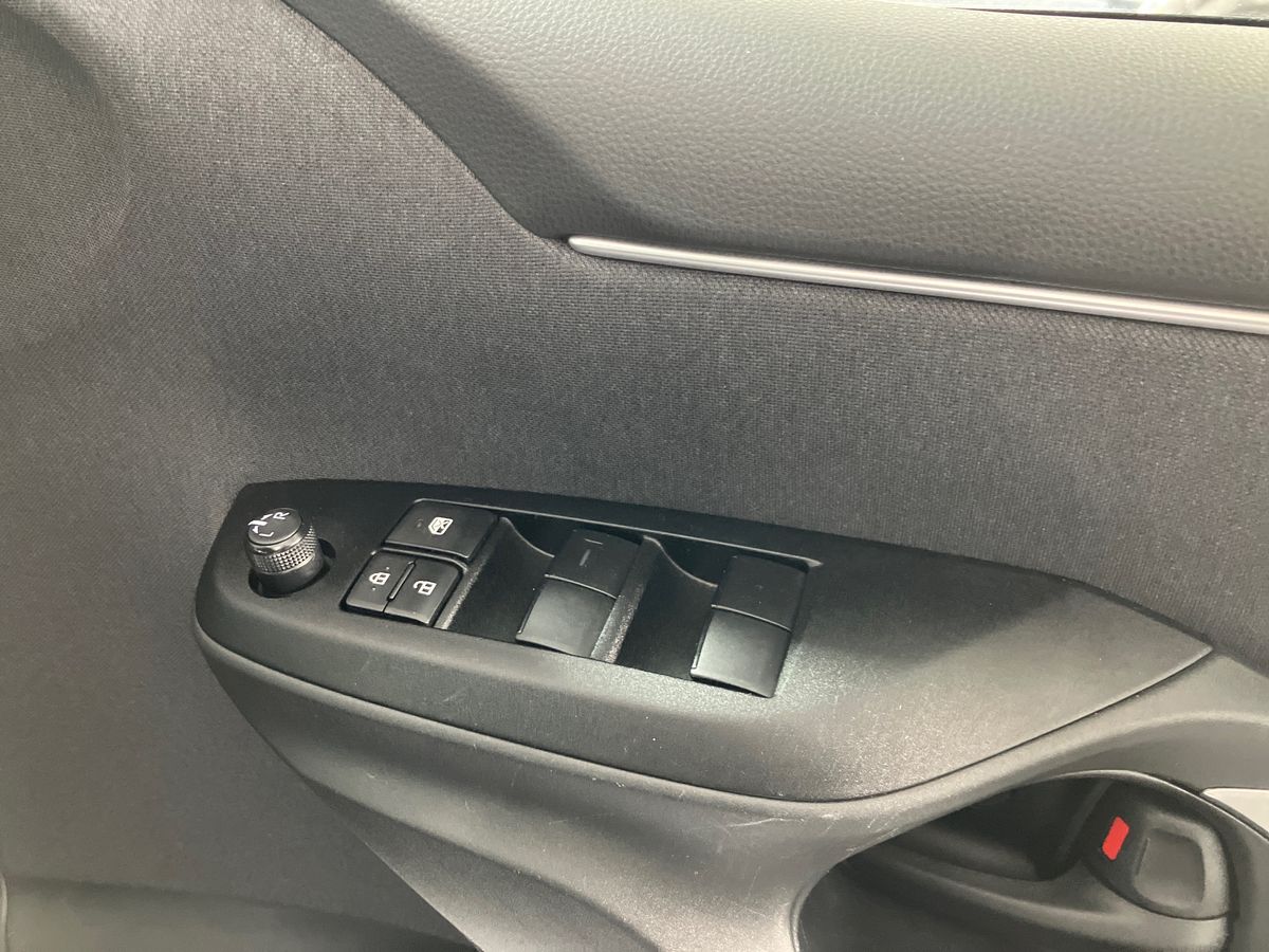 Used Mazda Mazda2 HYBRID 2023 for sale - 76351971: Photo 35