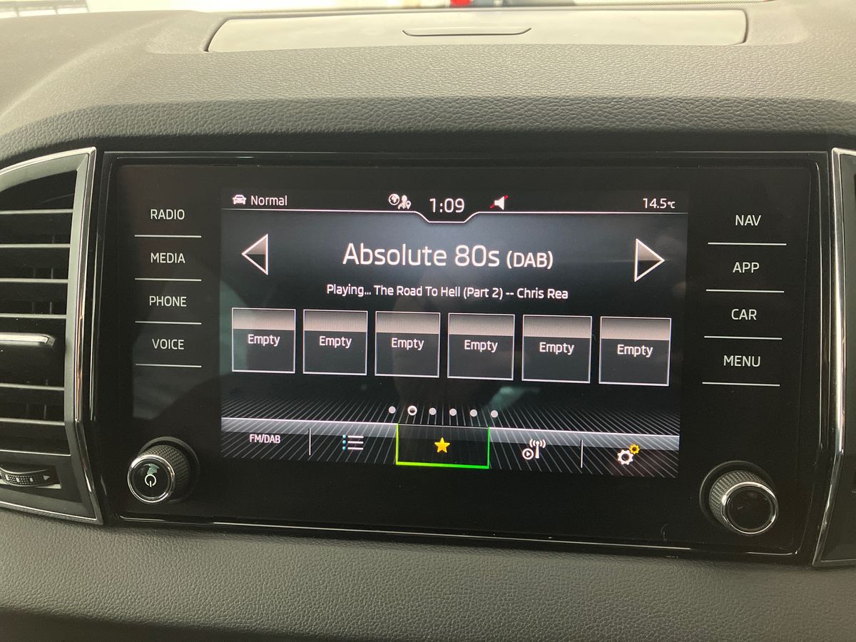 Used Skoda Karoq 2021 for sale - 75850201: Photo 10