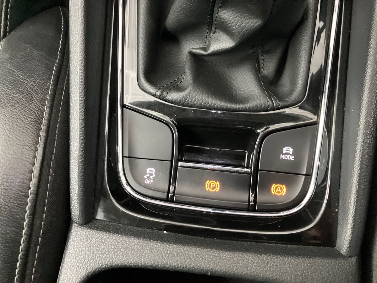 Used Skoda Karoq 2021 for sale - 75850201: Photo 75