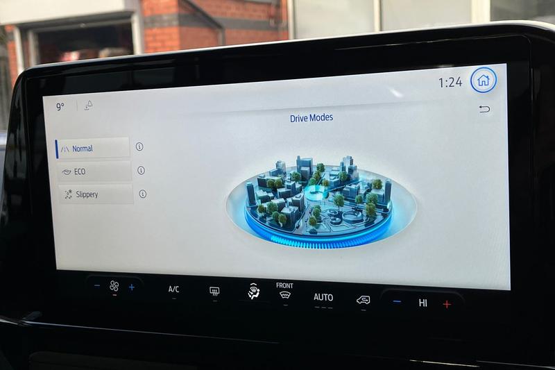 Used Ford Tourneo Custom 2024 for sale - 77697789: Photo 29