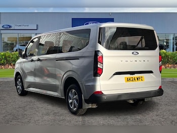 Used Ford Tourneo Custom undefined for sale - 77697789: Photo