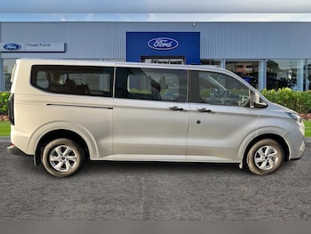 Used Ford Tourneo Custom undefined for sale - 77697789: Photo