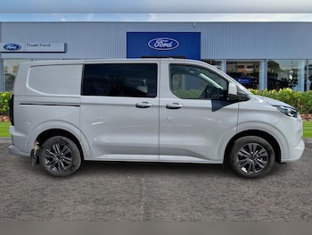 Used Ford Transit Custom 2025 for sale - 78180360: Photo