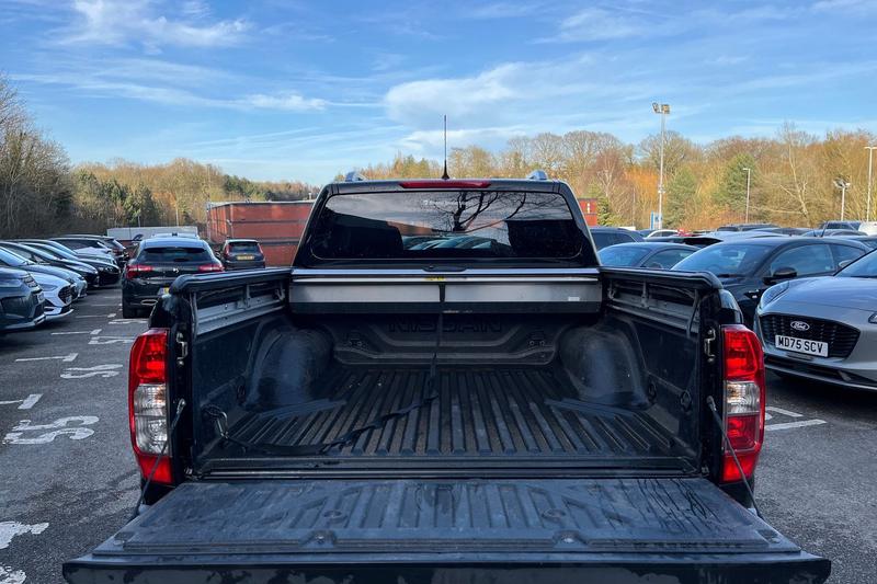 Used Nissan Navara 2020 for sale - 77729523: Photo 21