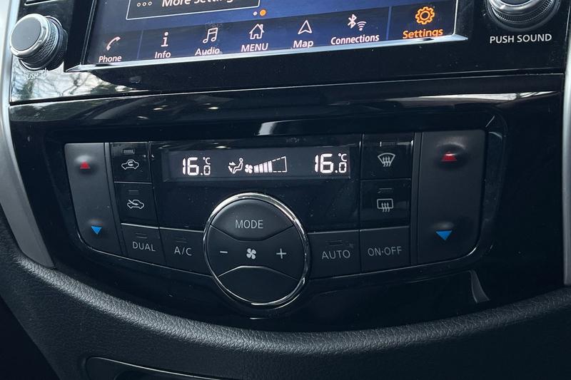 Used Nissan Navara 2020 for sale - 77729523: Photo 31