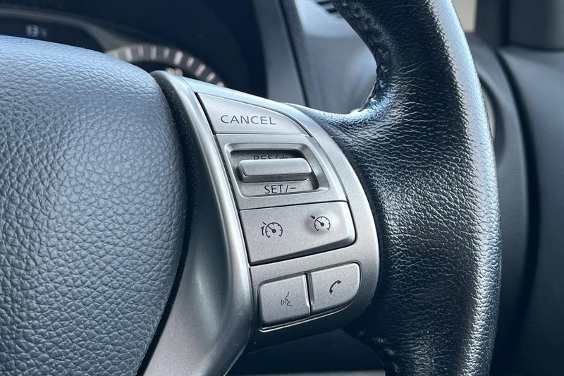 Used Nissan Navara 2020 for sale - 77729523: Photo 36