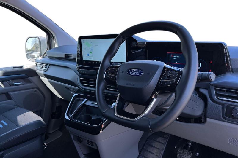 Used Ford Tourneo Custom 2025 for sale - 78215563: Photo 9