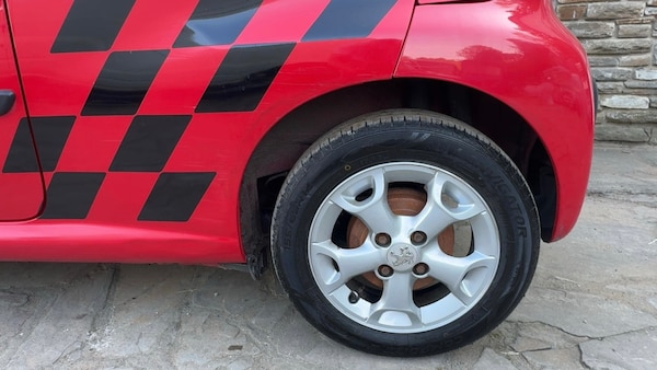Used Peugeot 107 2012 for sale - 76230492: Photo 14