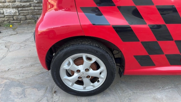 Used Peugeot 107 2012 for sale - 76230492: Photo 15