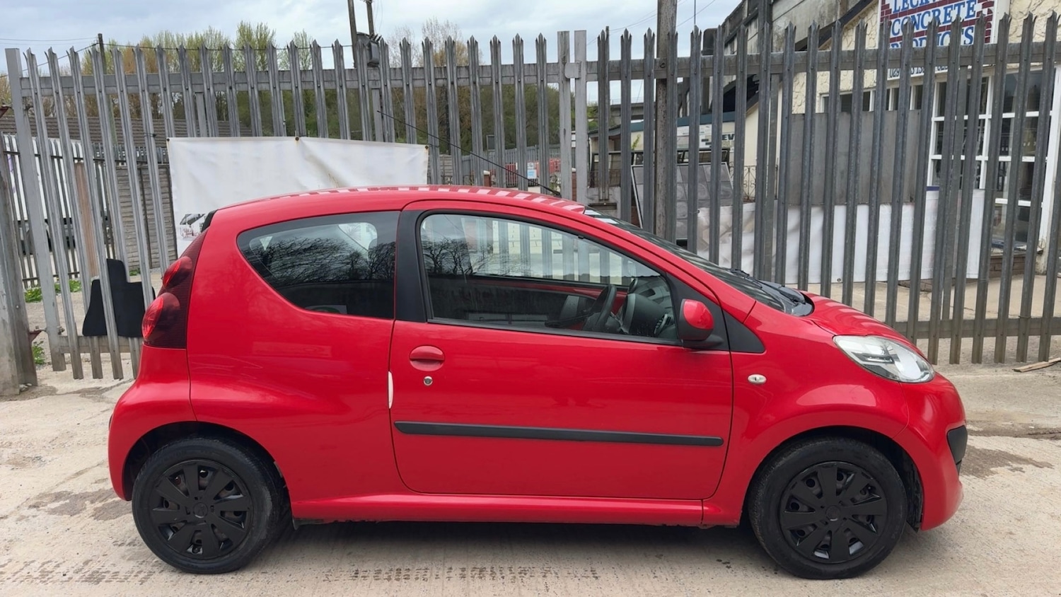 Used Peugeot 107 2012 for sale - 78139489: Photo 6