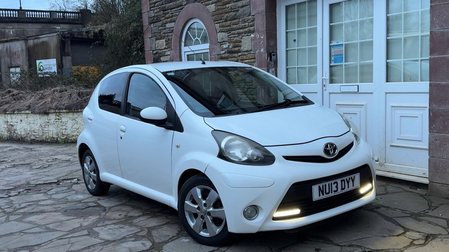 Used Toyota AYGO 2013 for sale - 77409947: Photo 6
