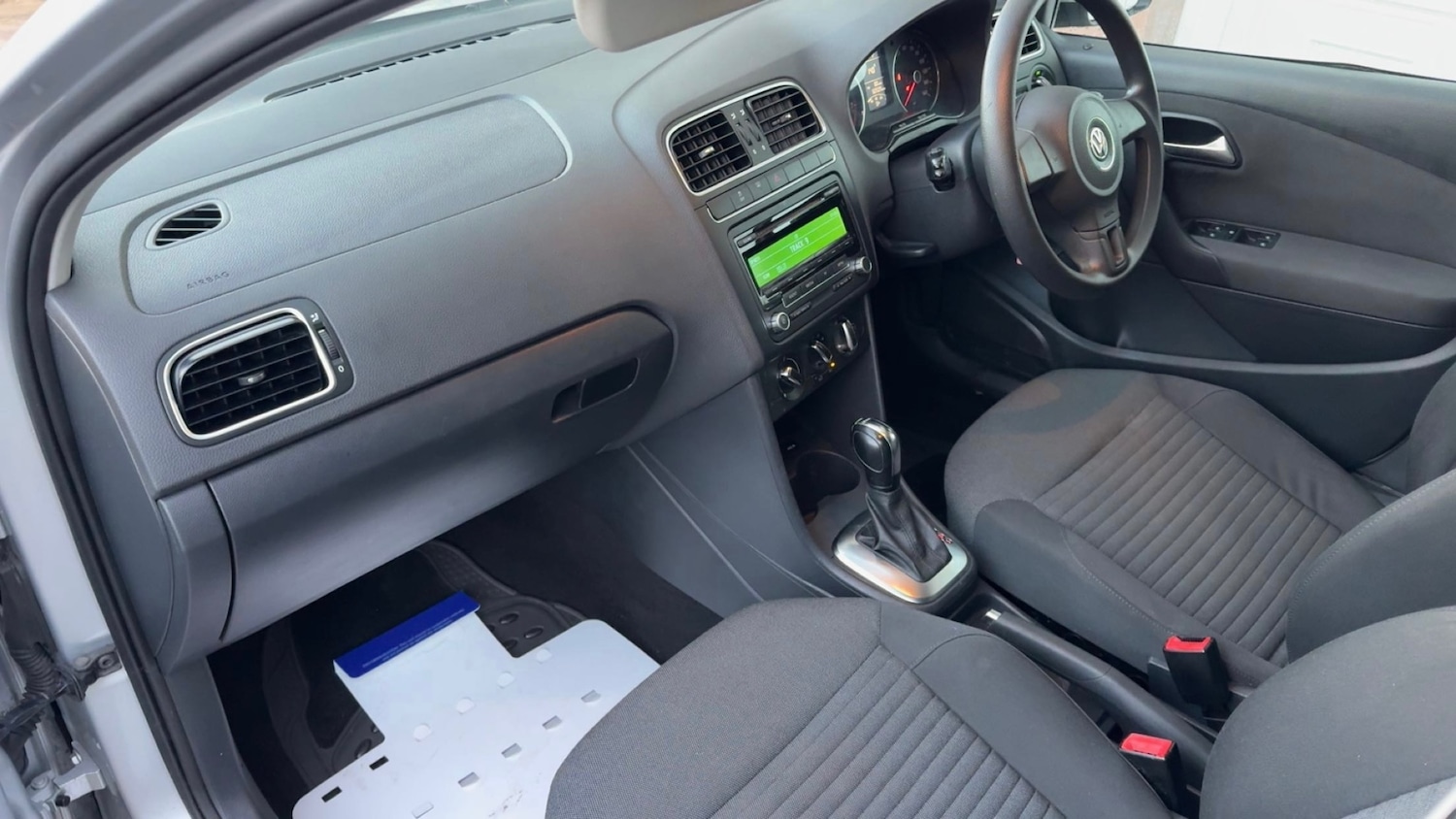 Used Volkswagen Polo 2014 for sale - 76226123: Photo 19