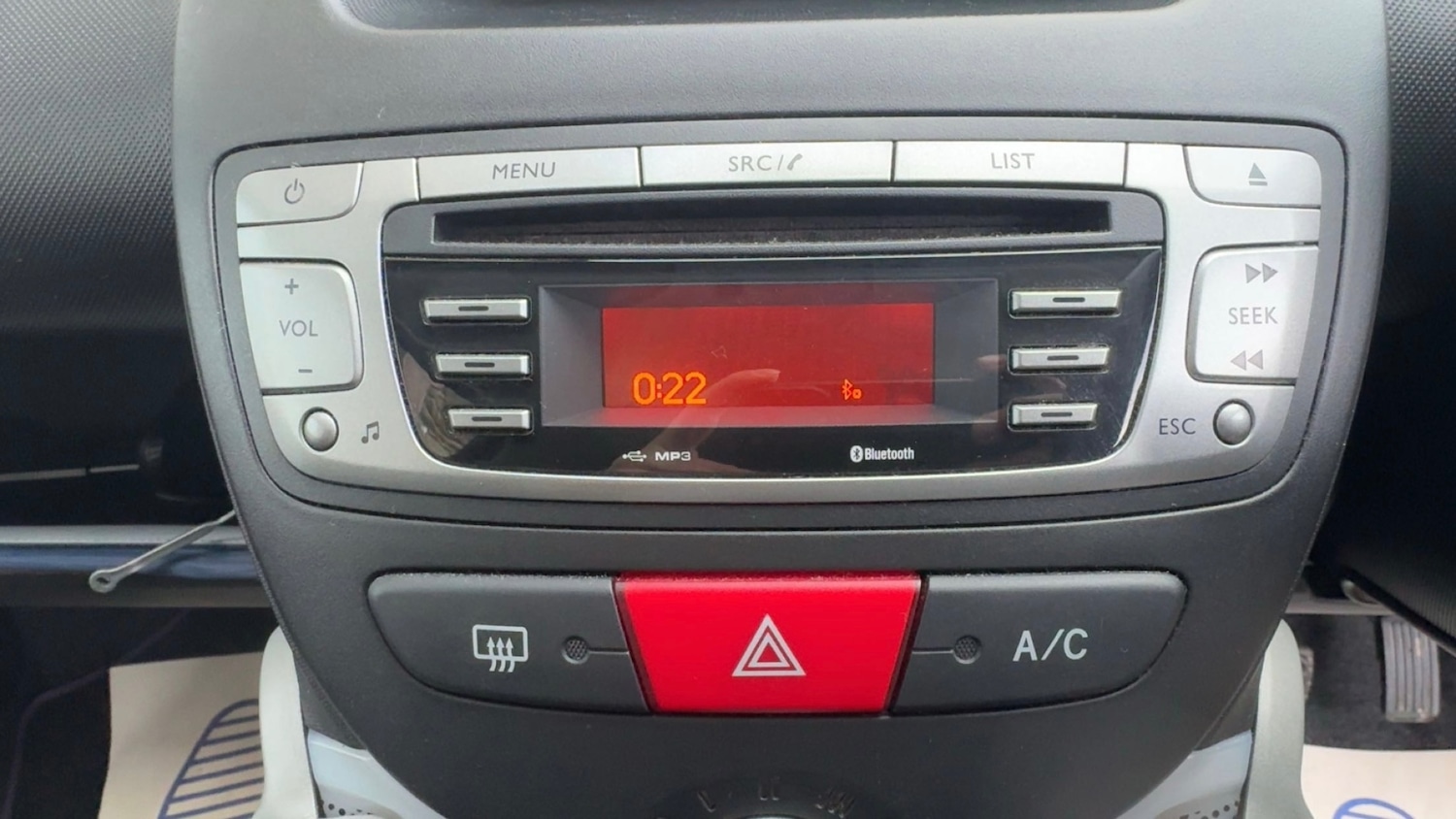 Used Peugeot 107 2013 for sale - 76940171: Photo 15