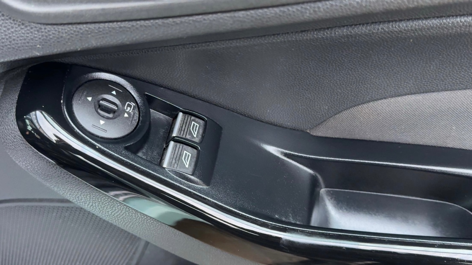 Used Ford Fiesta 2016 for sale - 77466033: Photo 13