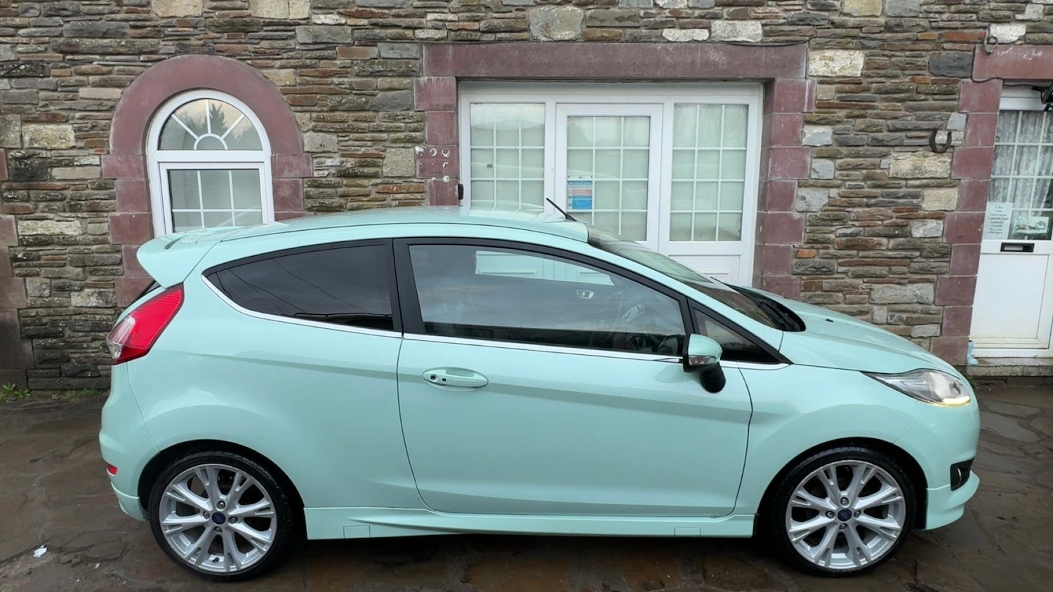 Used Ford Fiesta 2016 for sale - 77466033: Photo 6