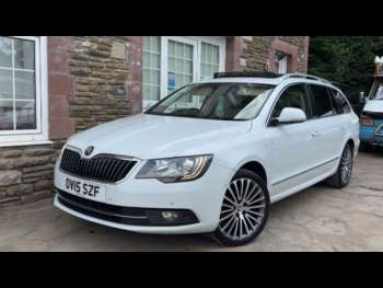 2015 (15) - 2.0 TDI CR 170 Laurin + Klement 5dr DSG
