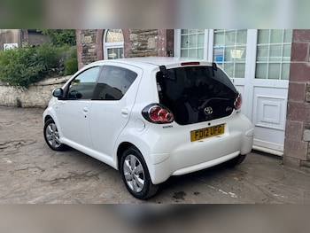 Used Toyota AYGO 2012 for sale - 79315381: Photo