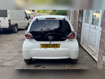 Used Toyota AYGO 2012 for sale - 79315381: Photo