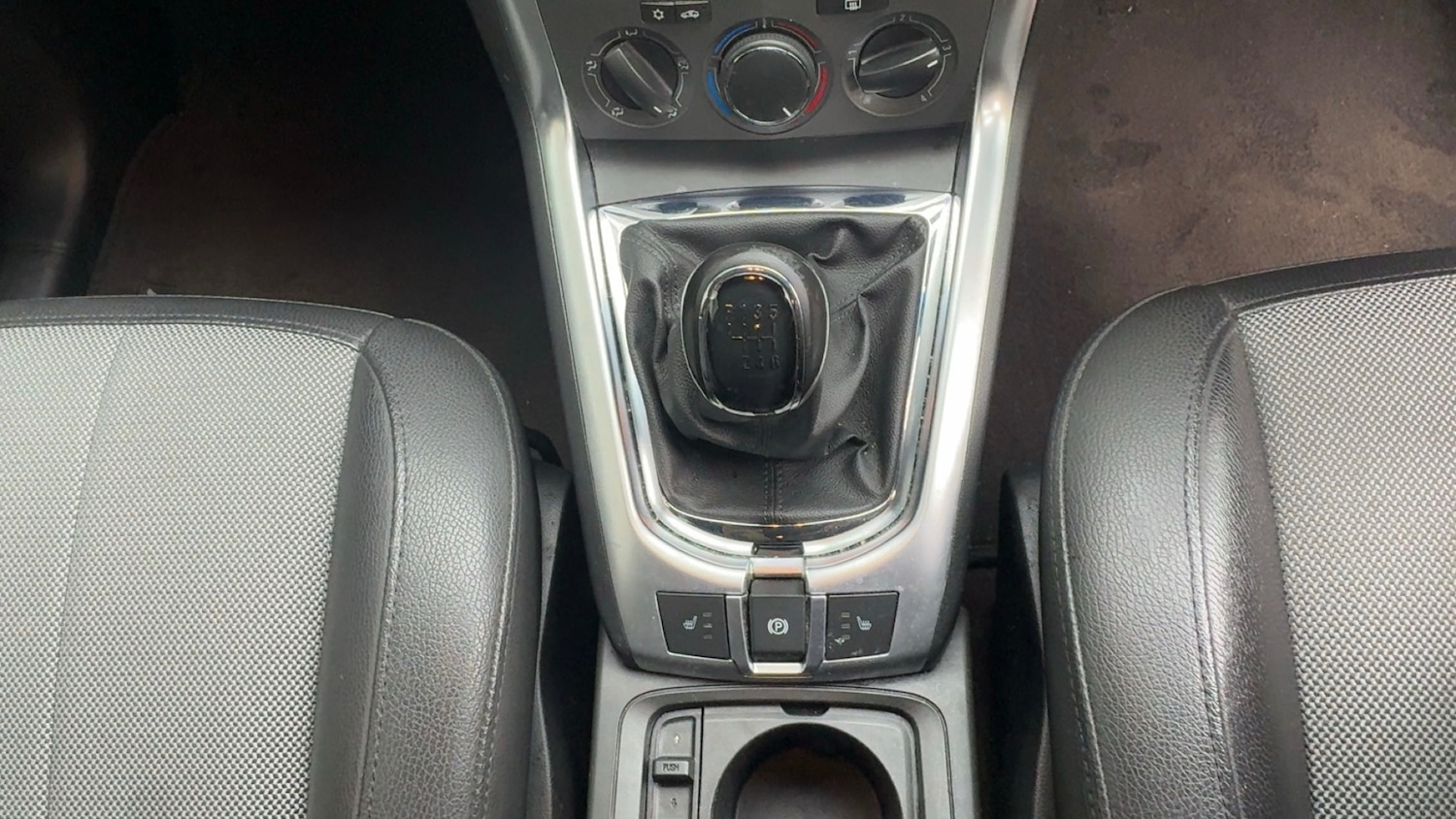 Used Vauxhall Antara 2013 for sale - 77020652: Photo 18