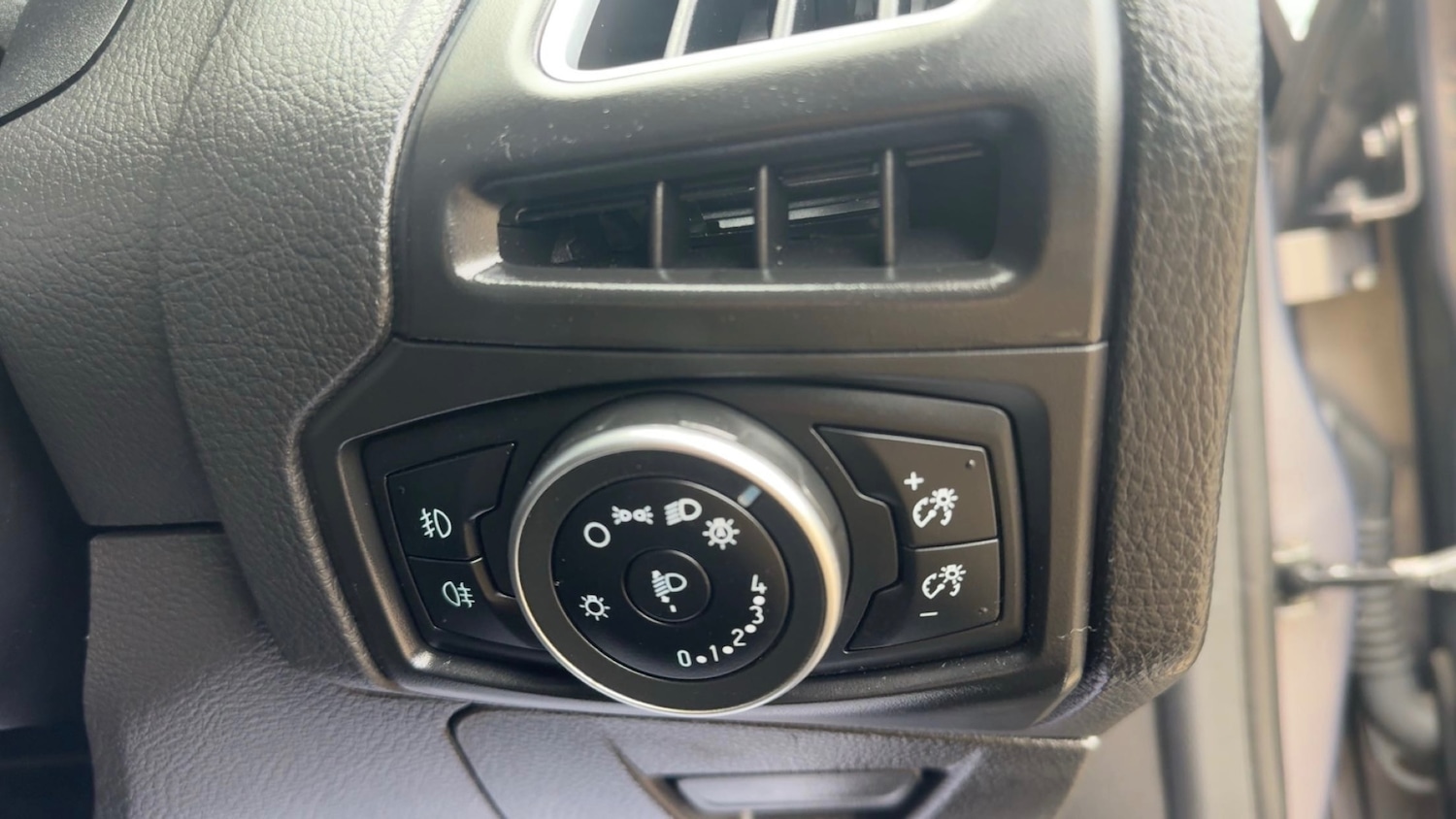 Used Ford Focus 2016 for sale - 76510795: Photo 14