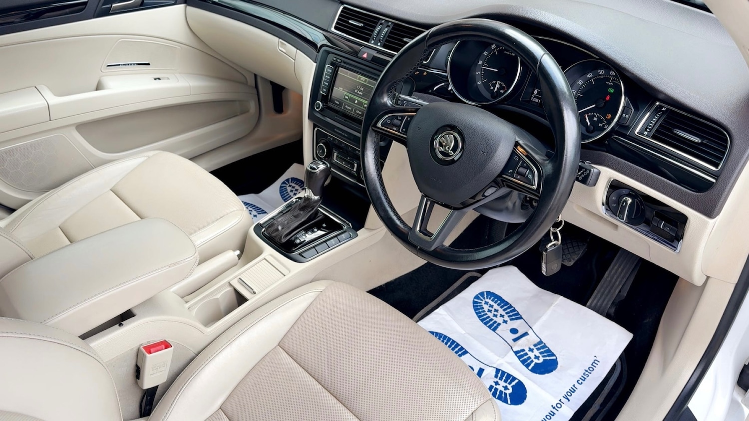 Used Skoda Superb 2015 for sale - 76520911: Photo 10