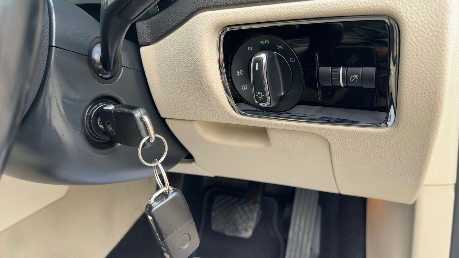 Used Skoda Superb 2015 for sale - 76520911: Photo 14