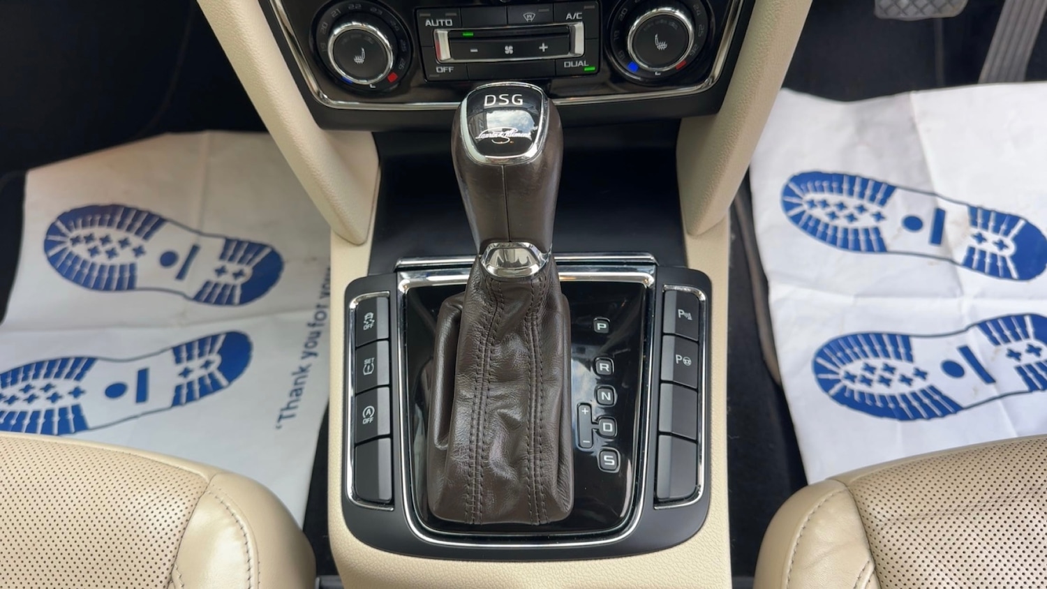 Used Skoda Superb 2015 for sale - 76520911: Photo 16