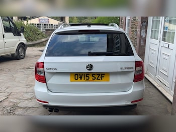 Used Skoda Superb 2015 for sale - 76520911: Photo